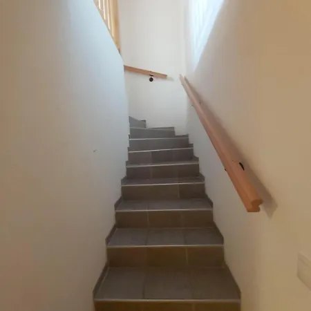 Dreimaederlhaus *